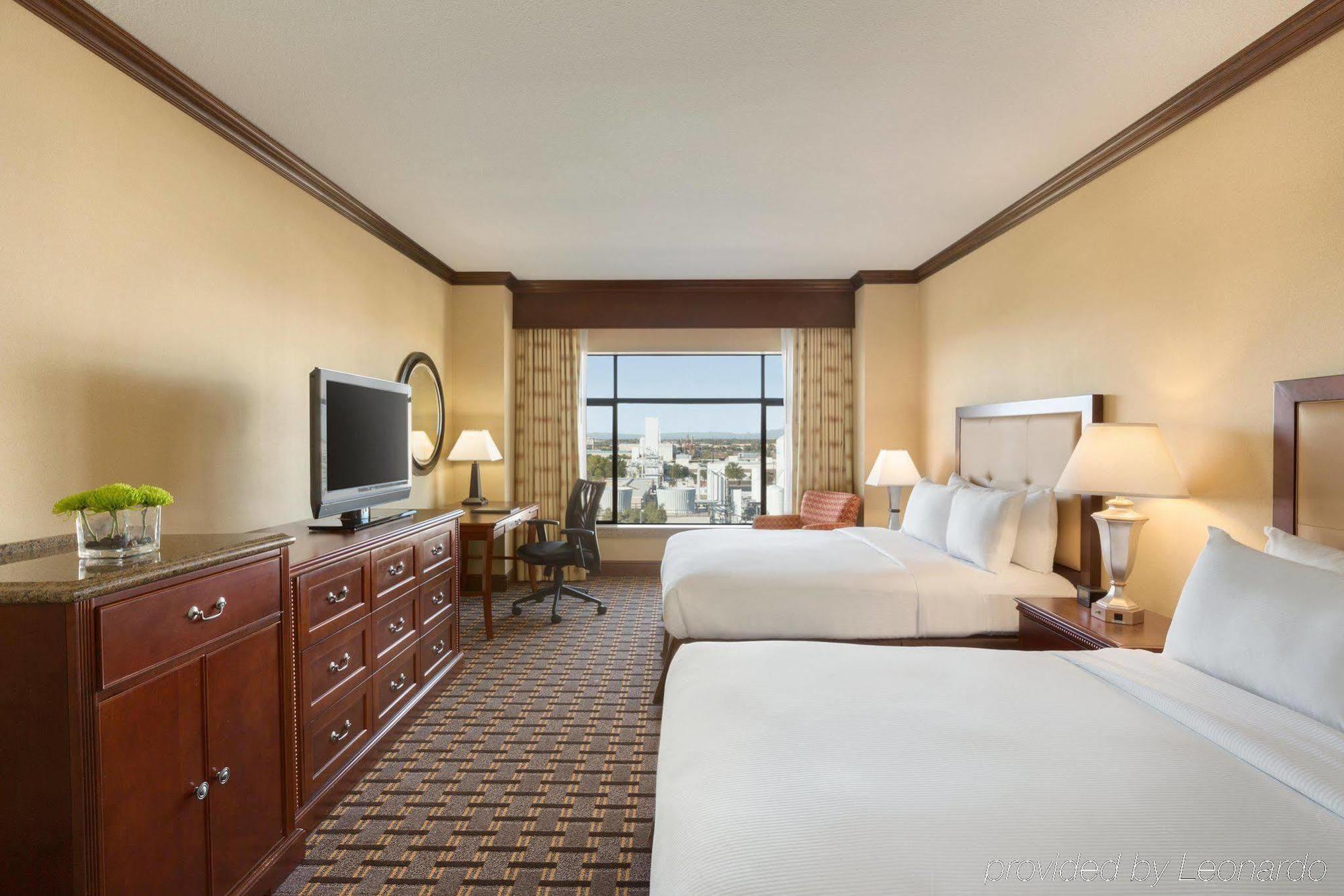 Hilton Phoenix Chandler Eksteriør billede